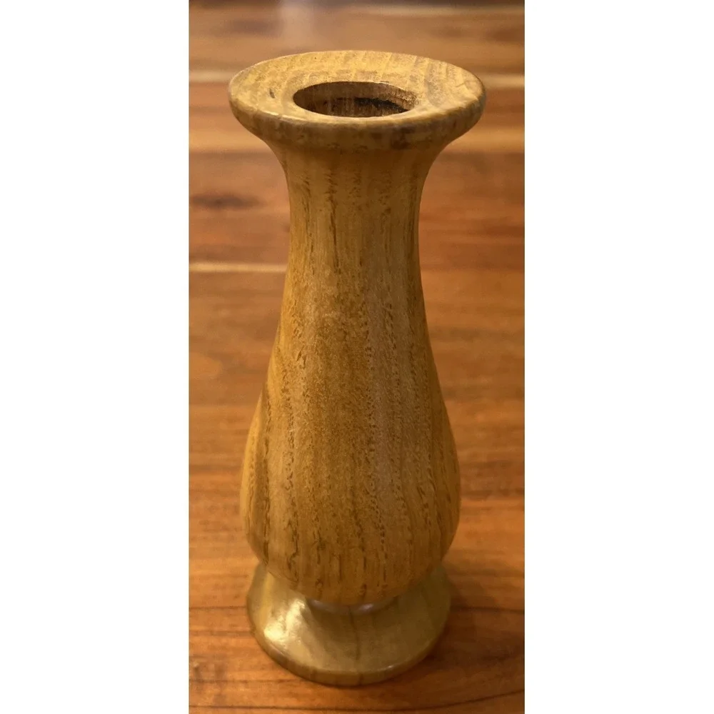 Hand Carved Chestnut Wood Vase Rustic‎ 6.5